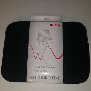HI-Pro NetBook Sleeve (NIB)
